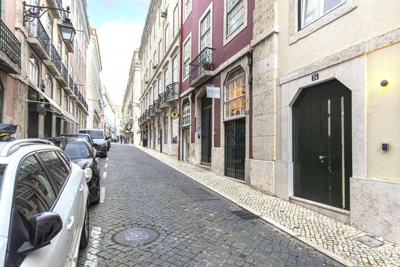 Cozy Downtown Studio By Lovelystay Lisboa Exteriör bild