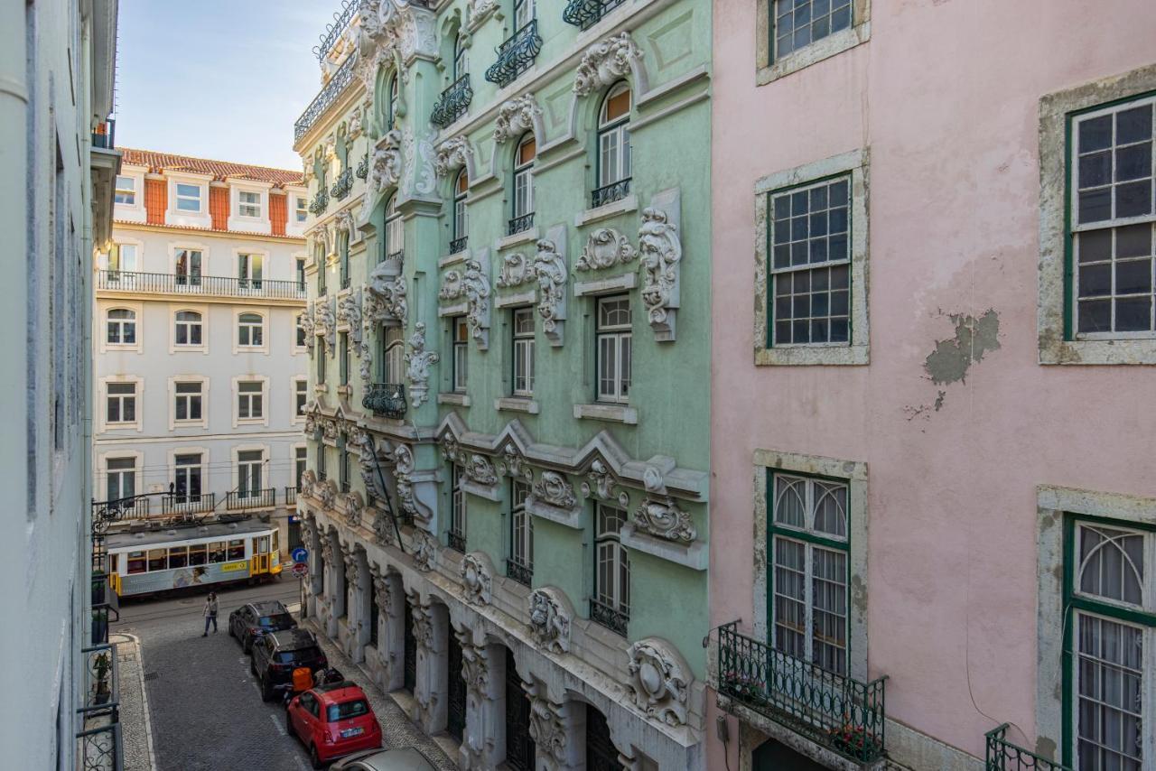 Cozy Downtown Studio By Lovelystay Lisboa Exteriör bild