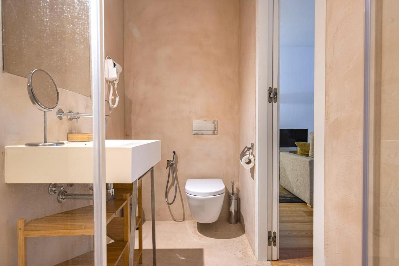 Cozy Downtown Studio By Lovelystay Lisboa Exteriör bild